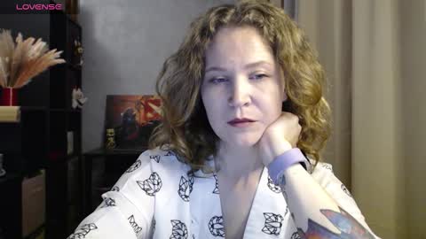 Snapshot of harpersweety chatting on 09-16-25, 06:53 Harper online show from 09-16-25, 06:53