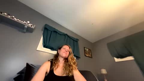 Innocent Temptations online show from 04-30-26, 10:58