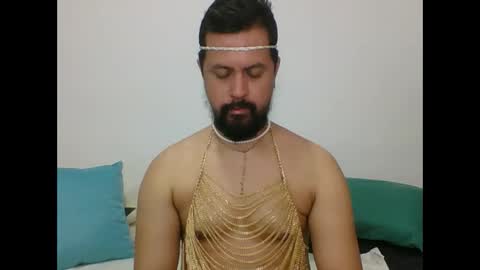 Snapshot of harry_goldenmillerx10fun chatting on 02-06-25, 03:41 Harry online show from 02-06-25, 03:41