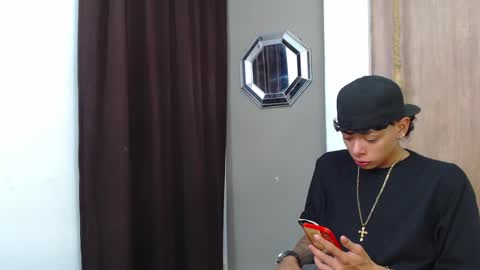 Snapshot of harry_jhonsonn chatting on 04-15-26, 09:37 Harry online show from 04-15-26, 09:37