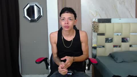Snapshot of harry_jhonsonn chatting on 05-12-26, 01:58 Harry online show from 05-12-26, 01:58