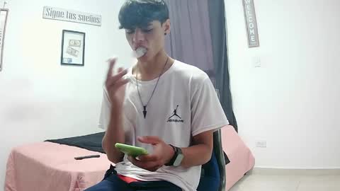 harry thomson online show from 04-21-26, 02:12