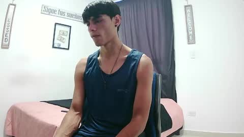 Snapshot of harrythomson1 chatting on 04-23-26, 12:29 harry thomson online show from 04-23-26, 12:29