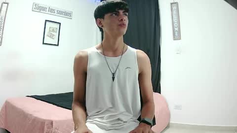 Snapshot of harrythomson1 chatting on 04-27-26, 12:08 harry thomson online show from 04-27-26, 12:08