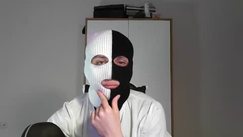 Two-Face online show from 04-08-26, 09:37