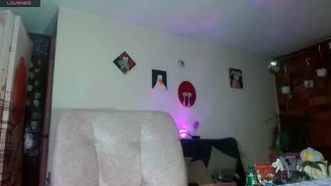Im Emily and I could be the love of your life    online show from 07-21-26, 05:32