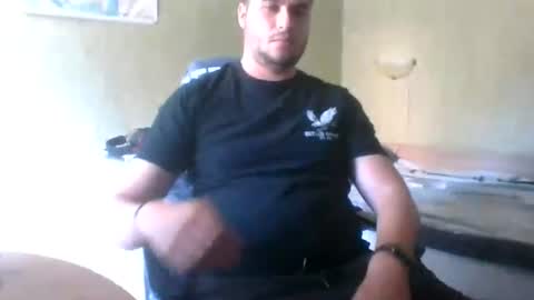 Snapshot of hasabigonev14 chatting on 07-14-26, 07:35 THEBIGONEV14 online show from 07-14-26, 07:35