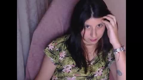 Snapshot of hasley_bbylee chatting on 05-16-26, 12:40 lady online show from 05-16-26, 12:40
