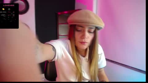 Nicole online show from 01-13-25, 11:38