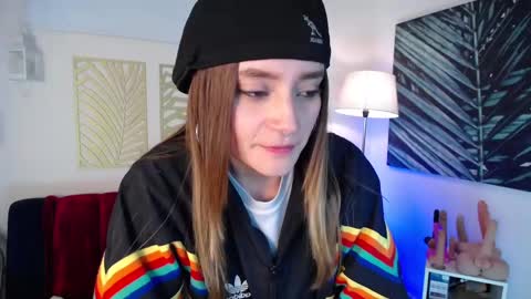 Nicole online show from 03-07-25, 04:02