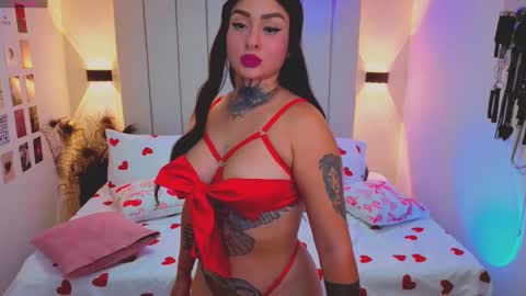 Snapshot of hathor_nore chatting on 09-16-25, 02:34 Alicia online show from 09-16-25, 02:34