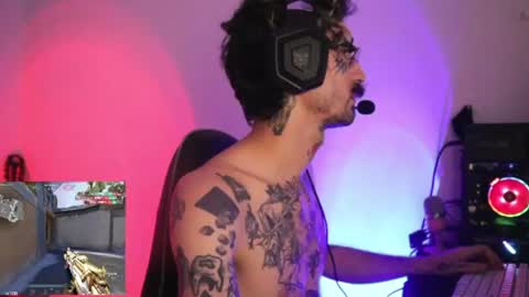 More content   2   online show from 07-11-26, 11:17