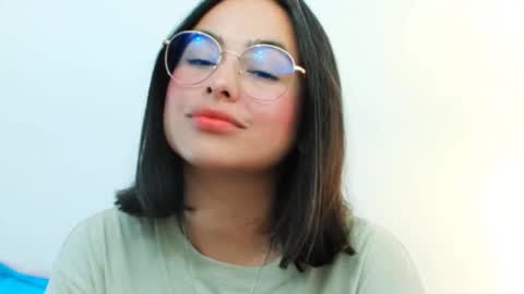 hawaiibliss_18 online show from 02-12-26, 10:16