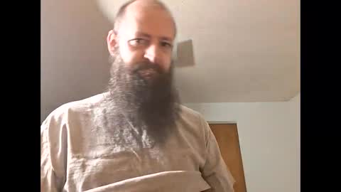 Robert online show from 11-11-25, 02:06