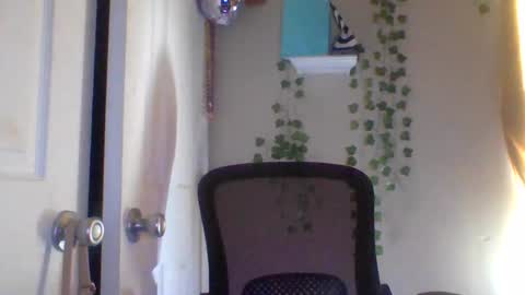 Snapshot of hawtchoc37 chatting on 02-26-26, 09:36 hawtchoc37 online show from 02-26-26, 09:36