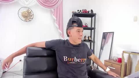 Hayen Boy online show from 11-17-25, 07:52