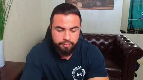 HayesWood online show from 12-18-25, 06:08