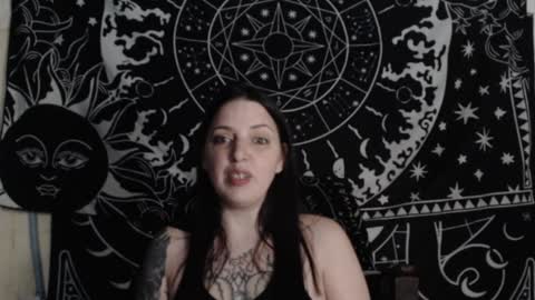 Snapshot of haylewoods chatting on 12-13-24, 02:43 Hayle Woods online show from 12-13-24, 02:43