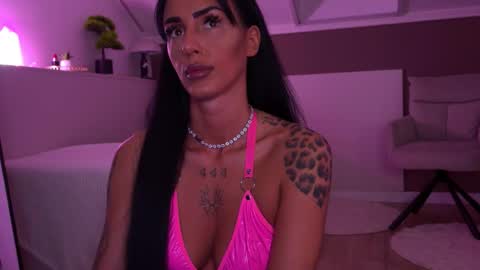 Snapshot of hayleybabe4 chatting on 03-01-26, 10:01 Hayley online show from 03-01-26, 10:01