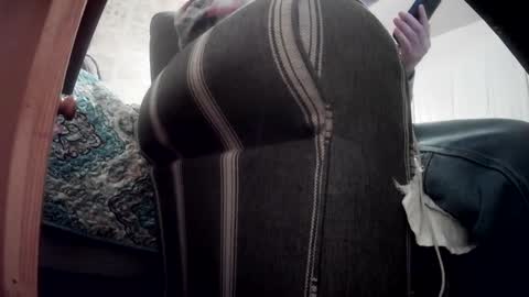 Snapshot of haywired1 chatting on 12-25-24, 02:25 Haywired online show from 12-25-24, 02:25