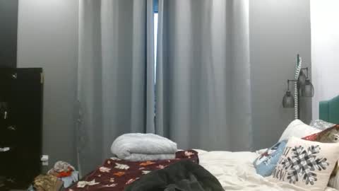 Hazel online show from 11-25-25, 01:22