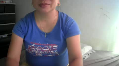 Snapshot of hazeldhane chatting on 12-15-24, 05:34 hazeldhane online show from 12-15-24, 05:34