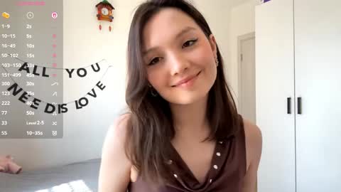 Snapshot of hazelhartshorn chatting on 05-19-26, 11:27 Kira online show from 05-19-26, 11:27