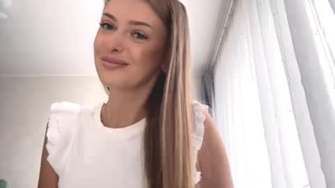 Mona online show from 09-26-25, 08:51