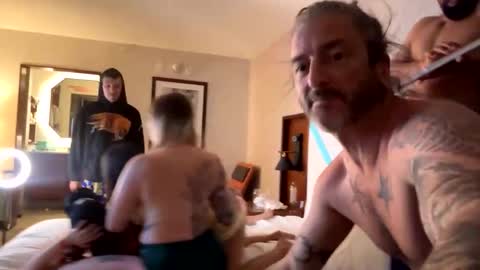 Heath Austin online show from 04-23-26, 08:35