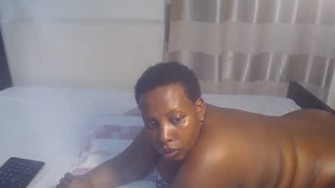 Snapshot of heatherjee chatting on 02-27-25, 07:58 Heather online show from 02-27-25, 07:58