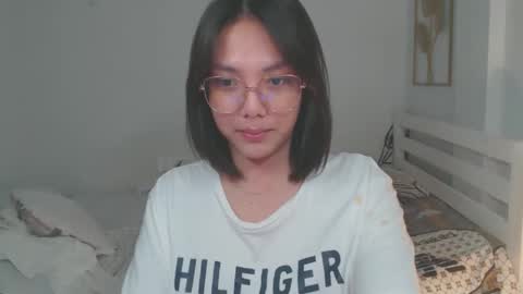 Snapshot of heatseekerxxx chatting on 10-21-25, 07:09 Ace online show from 10-21-25, 07:09
