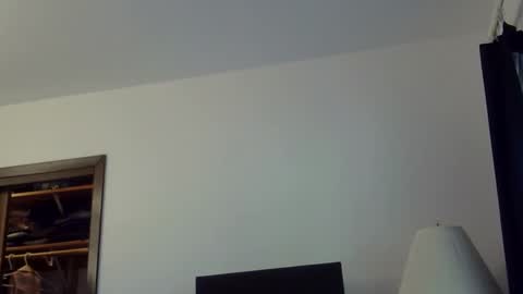 Snapshot of heatwavee chatting on 05-31-26, 11:06 heatwavee online show from 05-31-26, 11:06