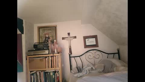 heaven_07 online show from 02-08-26, 08:45