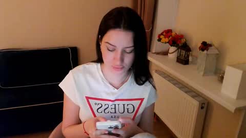 Heaven girl online show from 03-11-25, 10:42