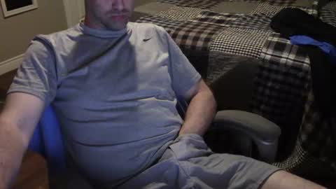 Snapshot of heavilyhung chatting on 06-18-26, 04:24 John online show from 06-18-26, 04:24