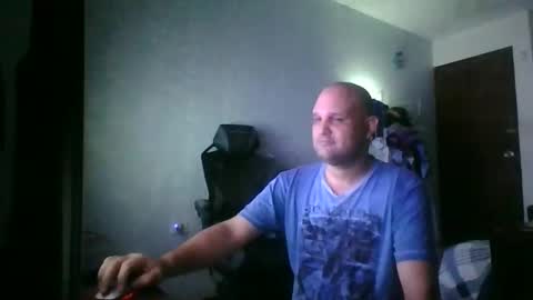 Heavy Rebell online show from 12-22-25, 06:32