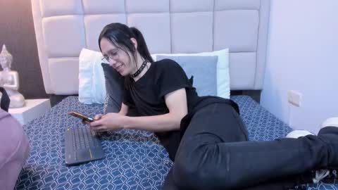 Keira Hecate online show from 02-22-25, 07:14