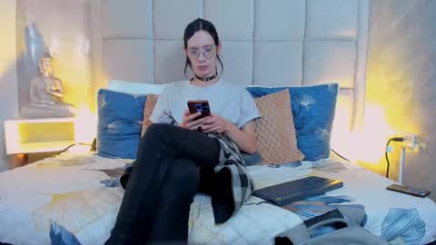 Keira Hecate online show from 10-09-25, 07:56