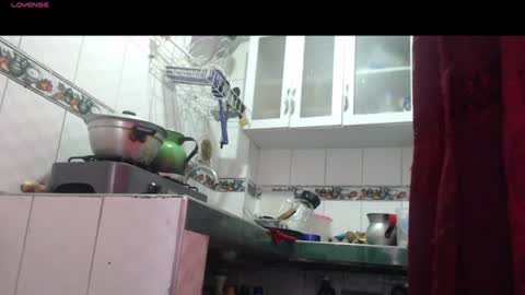 Snapshot of hecatedark122 chatting on 07-19-26, 04:22 sofia online show from 07-19-26, 04:22