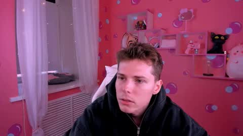 Hector online show from 10-19-25, 10:49