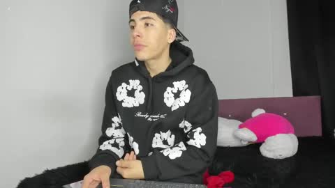 heellboy_ online show from 05-02-26, 09:36