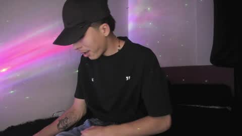 heellboy_ online show from 05-25-26, 04:07