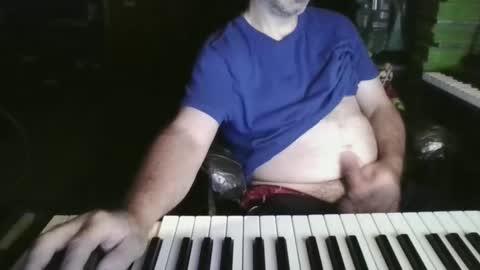 Snapshot of heguy46 chatting on 06-11-26, 06:44 heguy46 online show from 06-11-26, 06:44