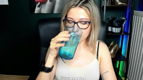 Heidi online show from 06-29-26, 10:15