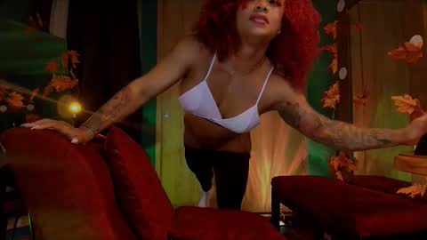 Snapshot of heidicox chatting on 02-12-25, 12:05 Heidi online show from 02-12-25, 12:05