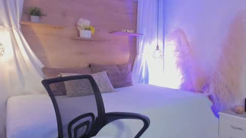 ANTARA REY online show from 12-30-24, 10:01