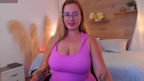 ANTARA REY online show from 09-10-25, 07:36