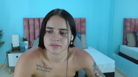 Snapshot of heidy_hoiss chatting on 05-22-26, 07:52 Heidy online show from 05-22-26, 07:52