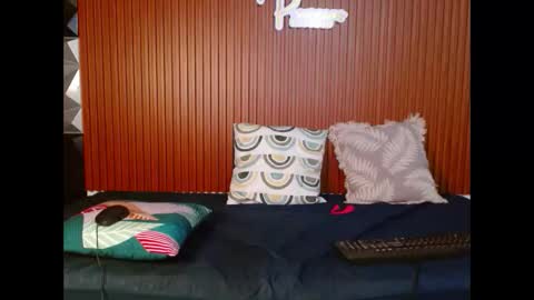 Heily Rose online show from 11-24-25, 08:52