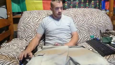 xxScubaStevexx online show from 07-14-26, 11:38